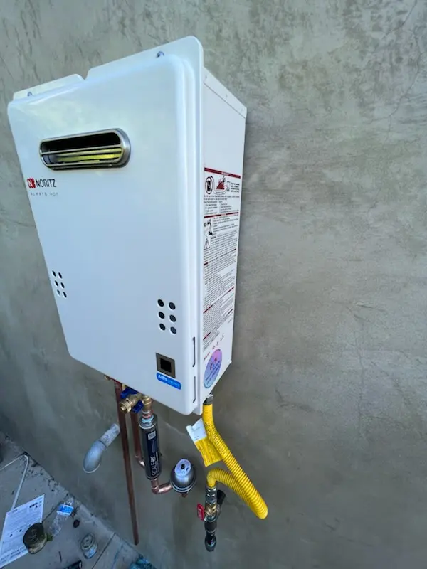 Tankless water heater installation for Mission Hills homes